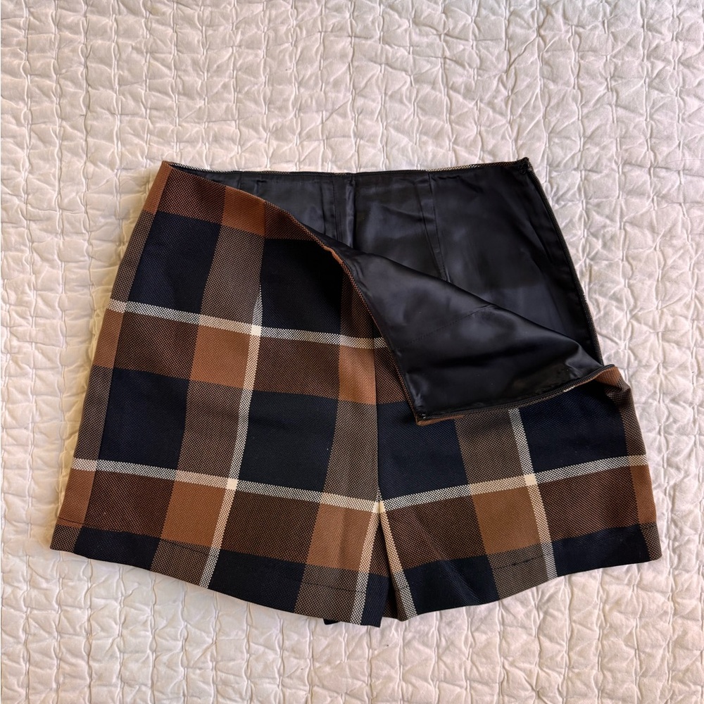 NWOT STAUD Leah High Waist Plaid Shorts in Brown & Tan - Picture 3 of 6